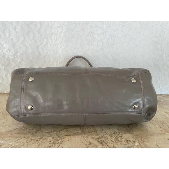 COACH Mia/garnet gray Pleated Leather Carryall Shoulder Bag 13924 - Picture 5 of 8